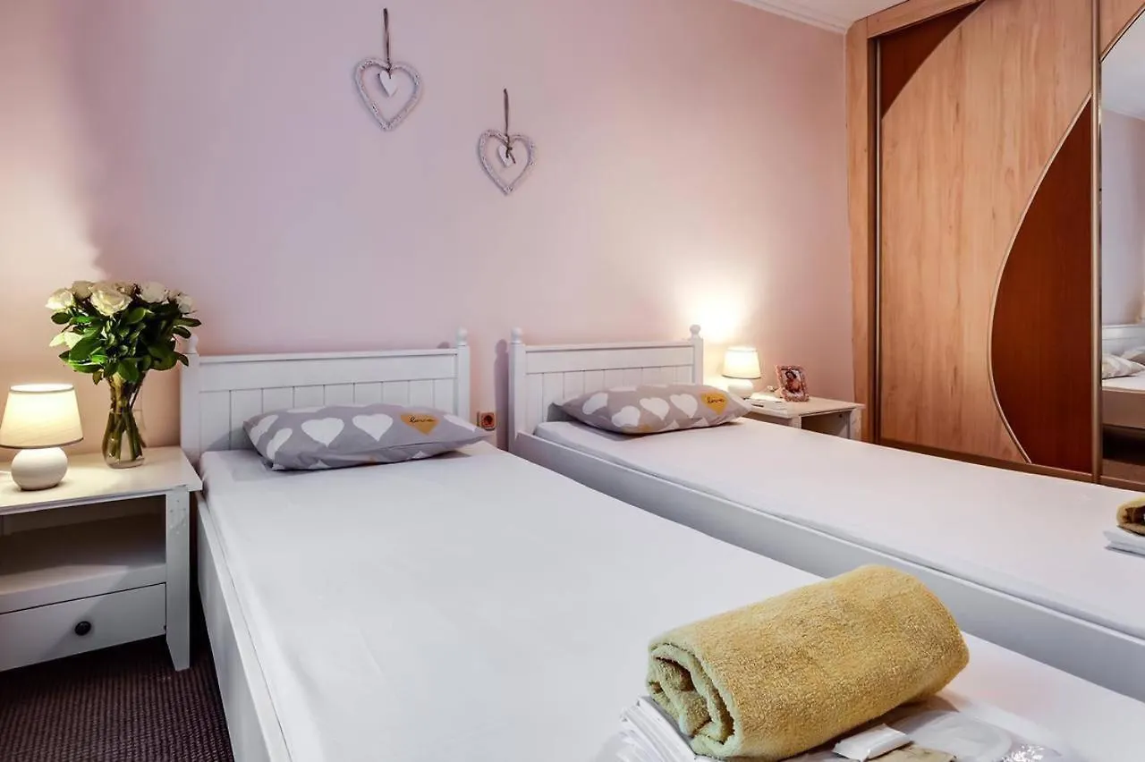 Apartamenty On Knyazya Romana Lviv Ukraine